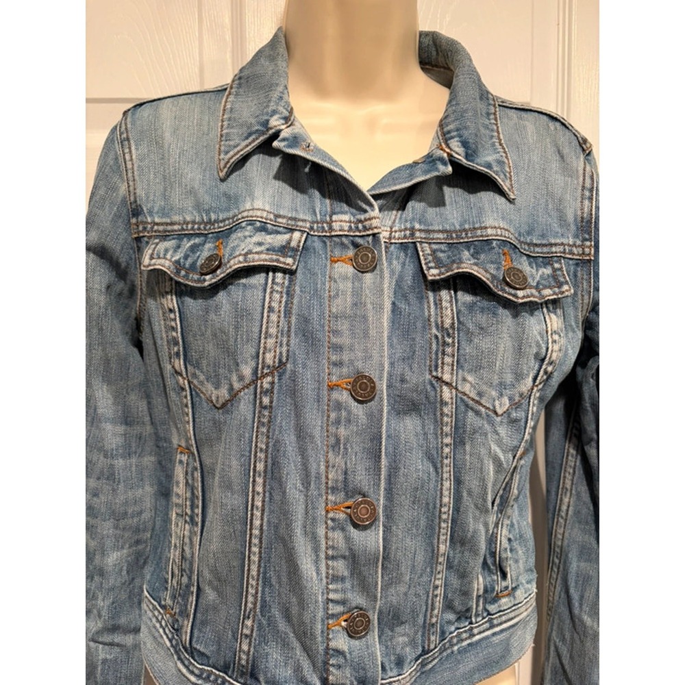 Talula Aritzia Womens M Cropped Fitted Blue Jean Trucker Denim Jacket